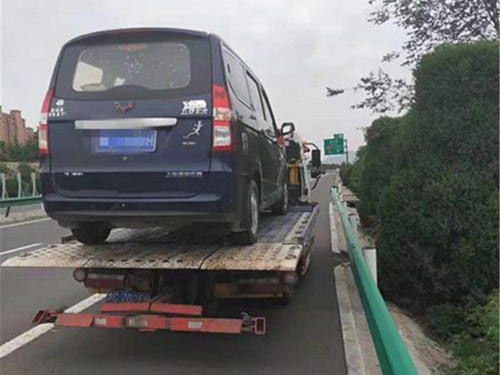 武威汽車雪地困境救援：專業救援，讓愛車安全回家